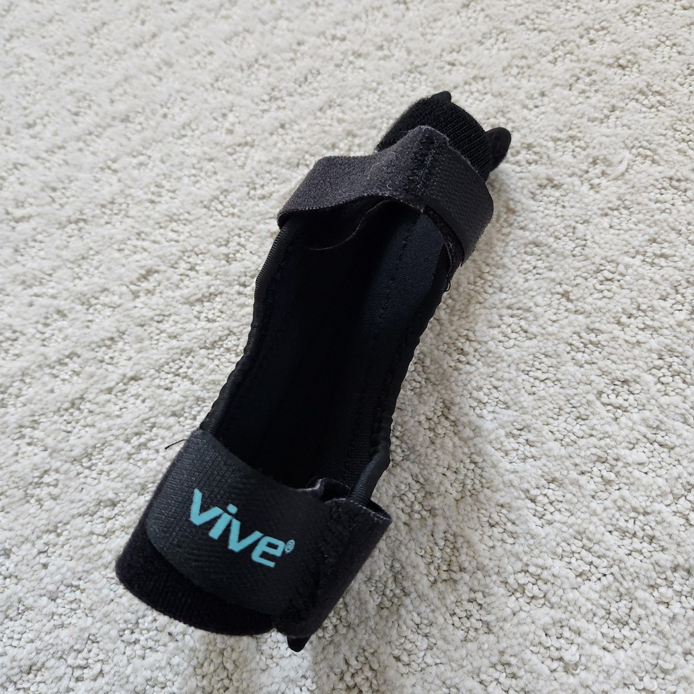 Thumb Spica Splint Adjustable Wrist Support Brace One Size‎